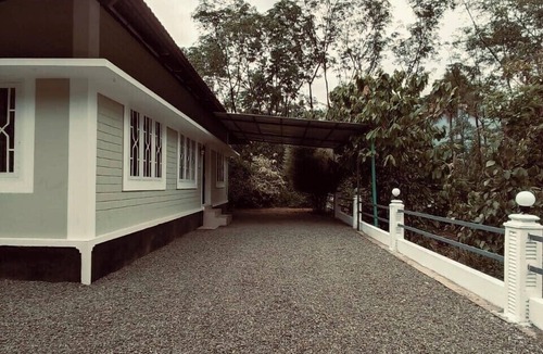Devikolam House | Riverside Homestay by nature