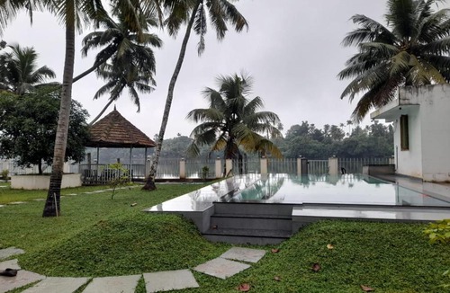 Puthenvelikara Villa | RiverSoul Pool Villa