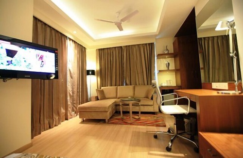 Ellis Bridge Hotel | Riverview Hotel