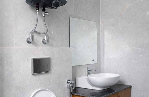 Tapovan Hotel | RNR Retreat Serenity By The Ganges