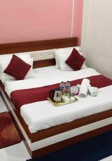 Faizabad Hotel | Room in only 999 Front of Ram Mandir gate" Tha Rudra Prabha INN"