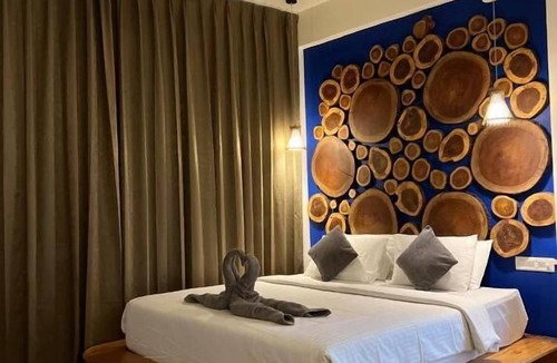 Devikolam Hotel | Roots Munnar