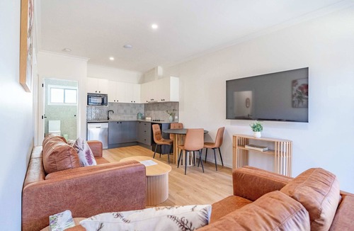 Dubbo Apartment | Ropa 2 Bedroom Suite - Luxe Stay in Dubbo 9