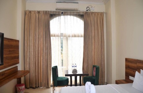 Pilibhit Hotel | Royal Heritage Resort Pilibhit - Executive Room 3