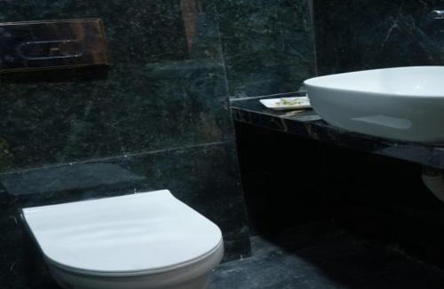 Gwalior Resort | Royal Milestone Resort & Hotel