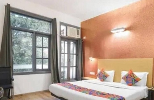 DLF City Hotel | royal spark inn03