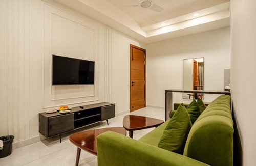 Ghata Hotel | Royal Studio Golf Course Road