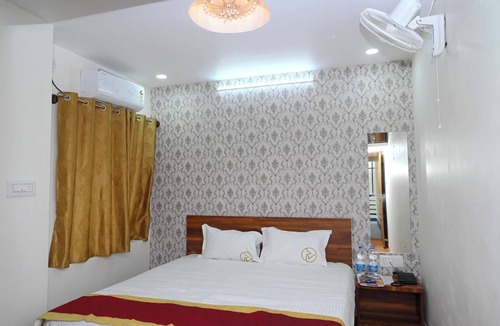 RR Nagar Hotel | Royal Vista Hotel