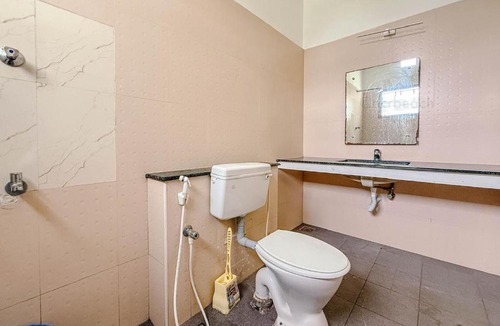 Vadanemelli Hotel | Royal Vista resort