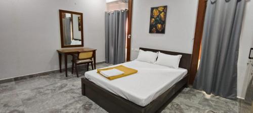 Sirkazhi House | Royale Inn Hotel