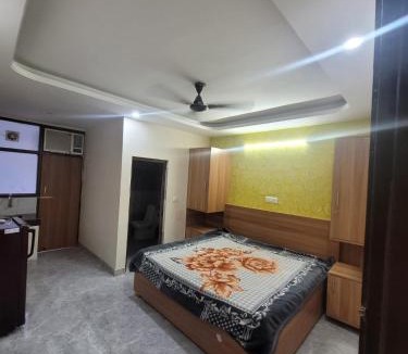 DLF Phase 3 Apartment | RR Homes