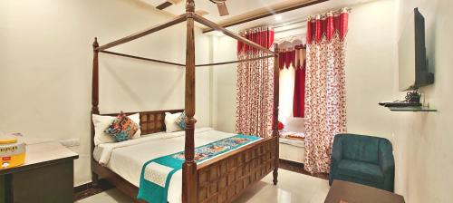 Kumbhalgarh Hotel | RUDRAKSH HOTEL & RESTAURANT in Kumbhalgarh
