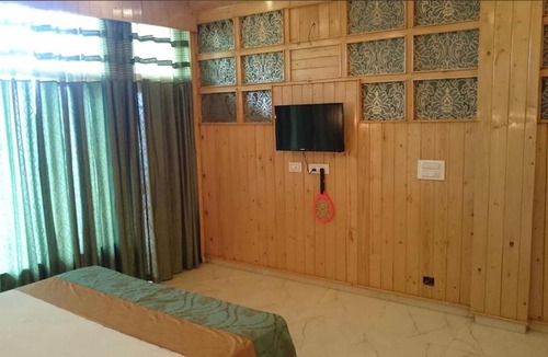 Kasauli Hotel | Rustic Villa
