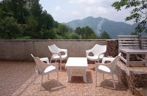 Kasauli Hotel | Rustic Villa