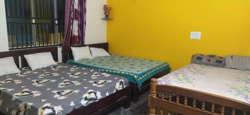 Hireguthi House | S R A Holiday homes