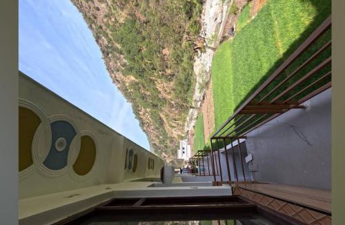 Rajgarhi Hotel | S R Hotel
