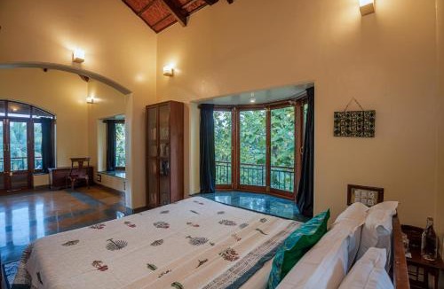 Murud Villa | Saffronstays Alma Grove 3 BR Pet friendly with Pool & Nature View