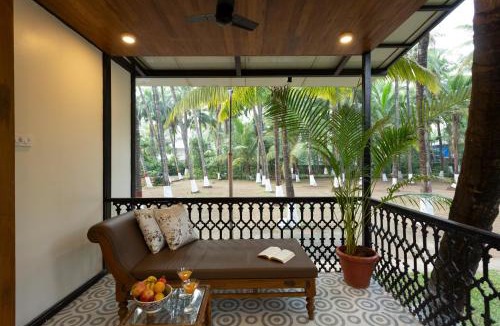 Nagaon Villa | SaffronStays Aquamarina Retreats