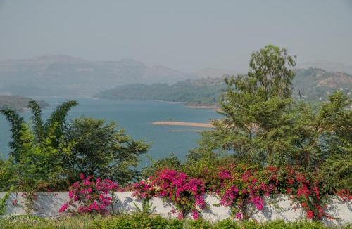 Mulshi Villa | SaffronStays Ekam Lakehouse