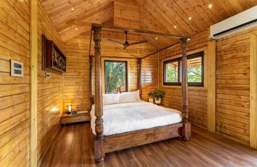 Mulshi Villa | SaffronStays Love Nest