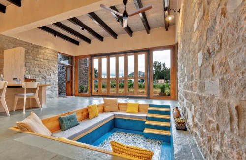 Madakasira Villa | SaffronStays Madhugiri Castle - 3 bedroom & pet friendly