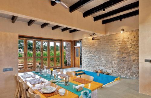 Madakasira Villa | SaffronStays Madhugiri Castle - 3 bedroom & pet friendly