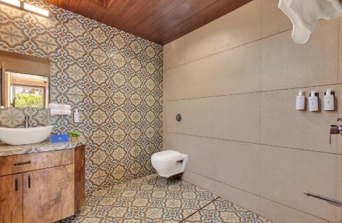 Zirad House | SaffronStays Playground Couples Suite