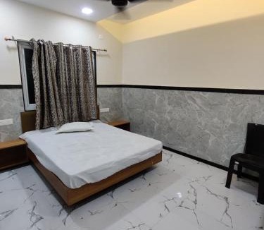 Akalkot Hotel | Sai Samarth Residency Akkalkot