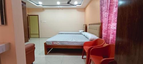 Brahmadesam Hostel | Sai Thamira Residency