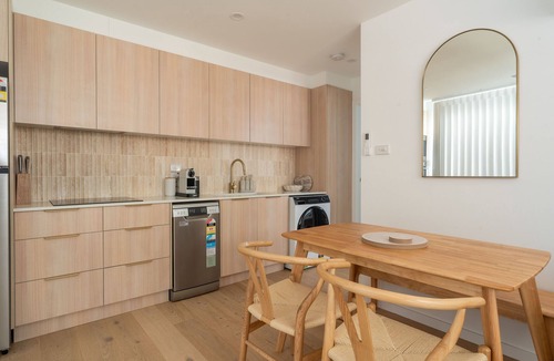 Port Macquarie Apartment | Salt & Sand 1-bedroom self-contained property only 300m from Beaches