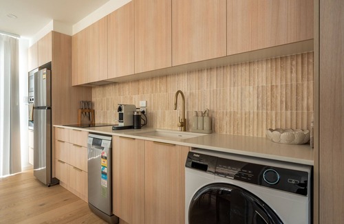 Port Macquarie Apartment | Salt & Sand 1-bedroom self-contained property only 300m from Beaches