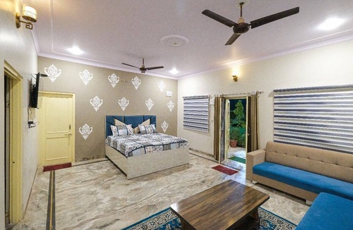 Jaipur Resort | SAMBHARIYA BAGH RESORT AND CAFE