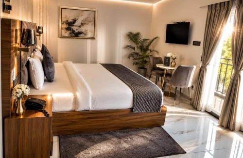 Bhimtal Hotel | Sanctuary Boutique Hotel