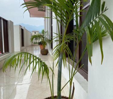 Lansdowne House | Sanskriti