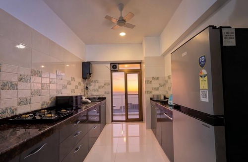 Kalina Apartment | Santacruz Homesuites - Gagal Home