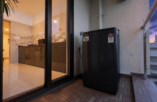 Kalina Apartment | Santacruz Homesuites - Gagal Home