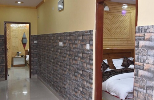 Sarahan Hotel | Sarahan Holliday Inn
