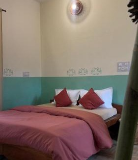 Suja House | Saraswati Kutir - A Yogic Stay at Bir Yoga House