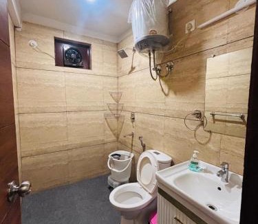 Manali Hotel | Sati Heights