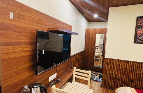 Manali Hotel | Sati Heights