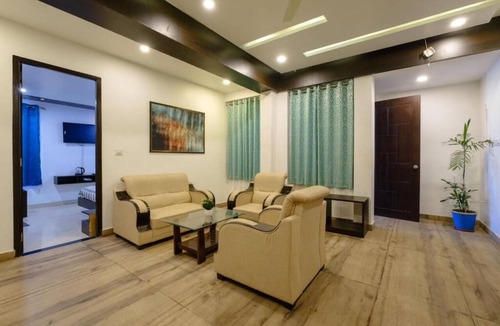 Lake Swaroop Sagar Hotel | Satkar Retreat