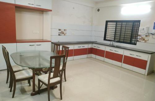 Indore Apartment | Satyabhama Homestay-Pearl - Two BHK Luxury appartment