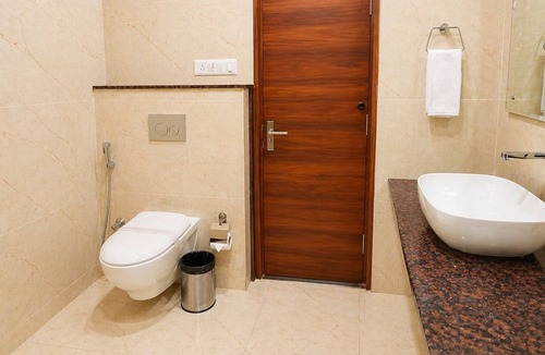 Ramnagar Hotel | Savanna Retreat