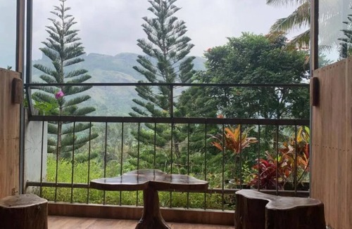 Devikolam House | Sceva's Garden Home - Double bed with balcony - 3