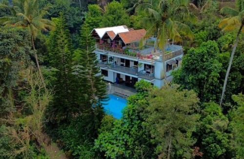 Devikolam House | Sceva's Garden Home - Double bed with balcony - 3