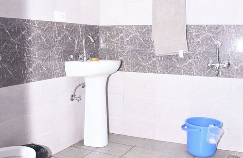 Mukteshwar Hotel | SD Motel