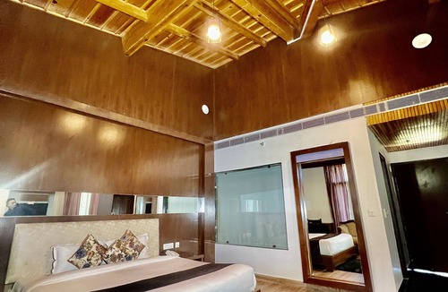 Bhimtal Hotel | Sea Hawk Hill Resort - A Luxury Boutique Resort