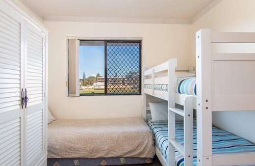 Tuncurry Apartment | Seabreeze 3 - Level stroll to the Rockpool, Cafes and Main Street Shops