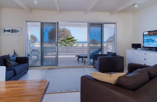 Dunbogan House | Seaview Getaway