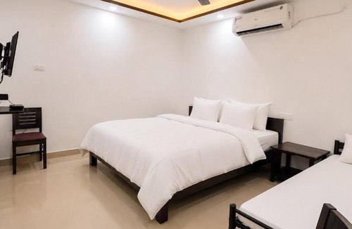 Calangute Hotel | Sevrina Beach Inn Calangute